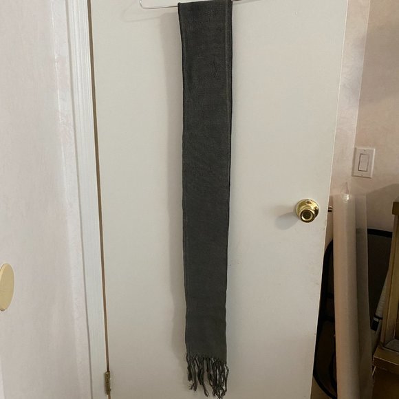 Vintage Distressed Era Era Knit Scarf - Picture 3 of 11